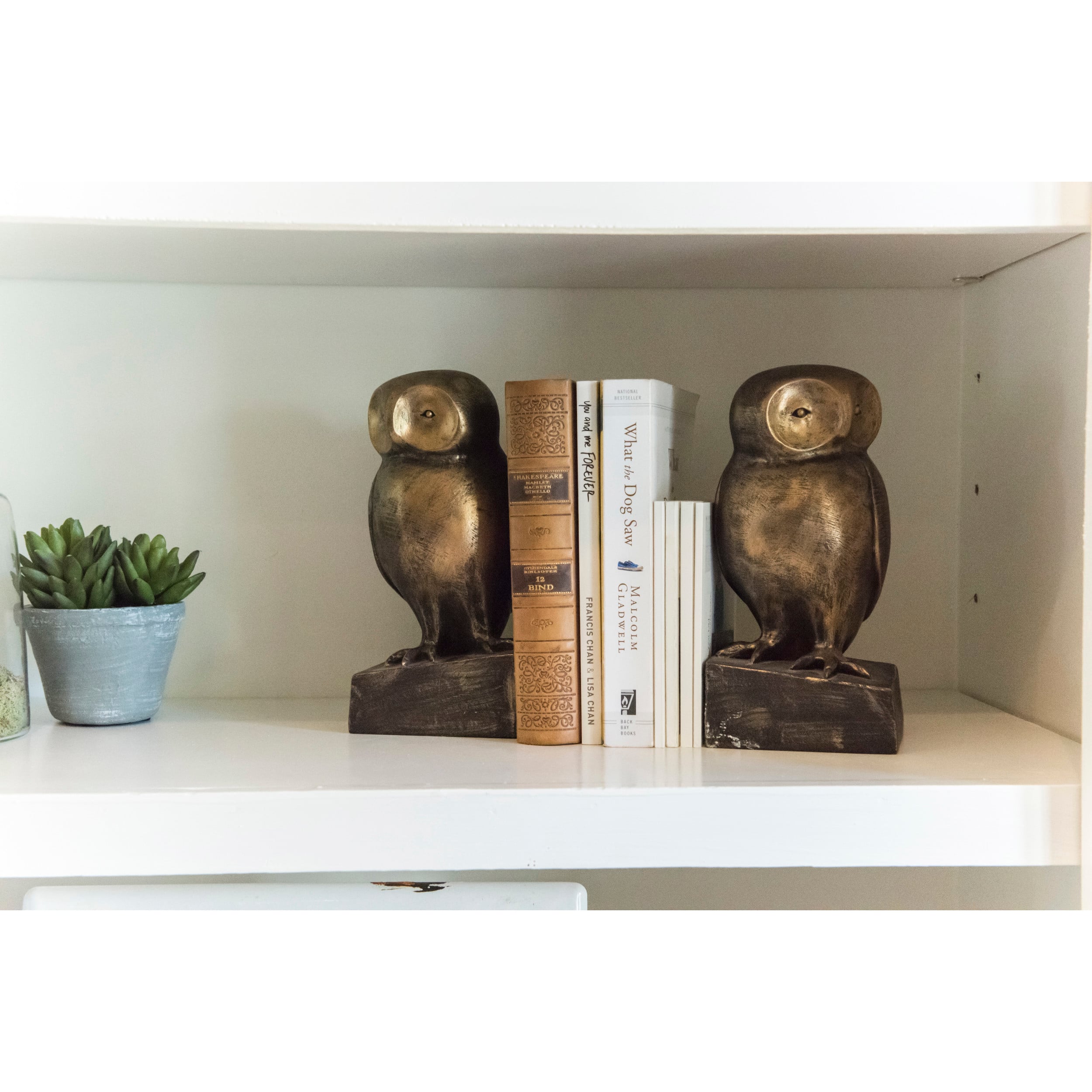 Sculpted Owl Bookends