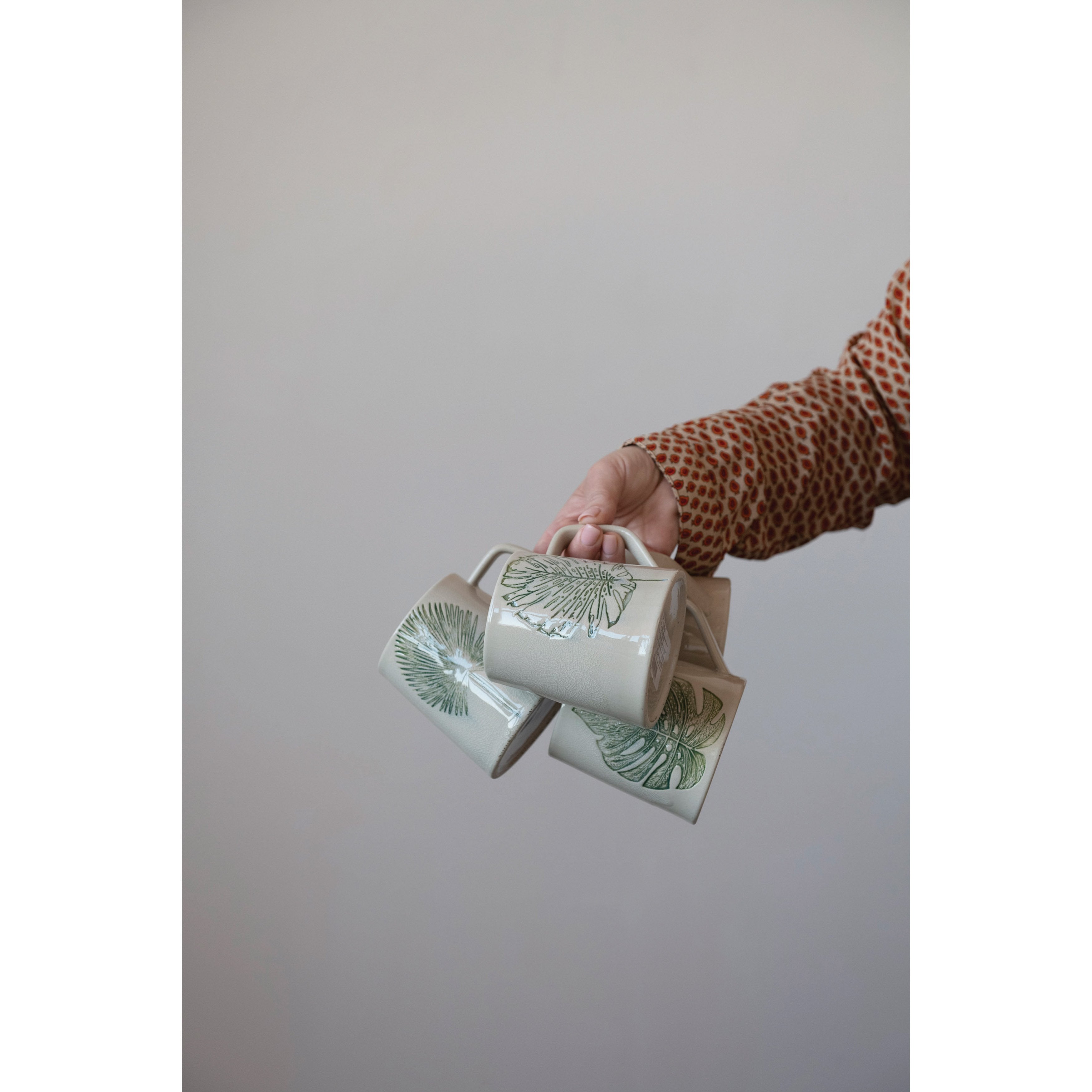 Leaf-Patterned Stoneware Mug