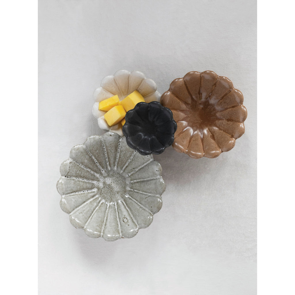 Blossom Shaped Nesting Bowl Set