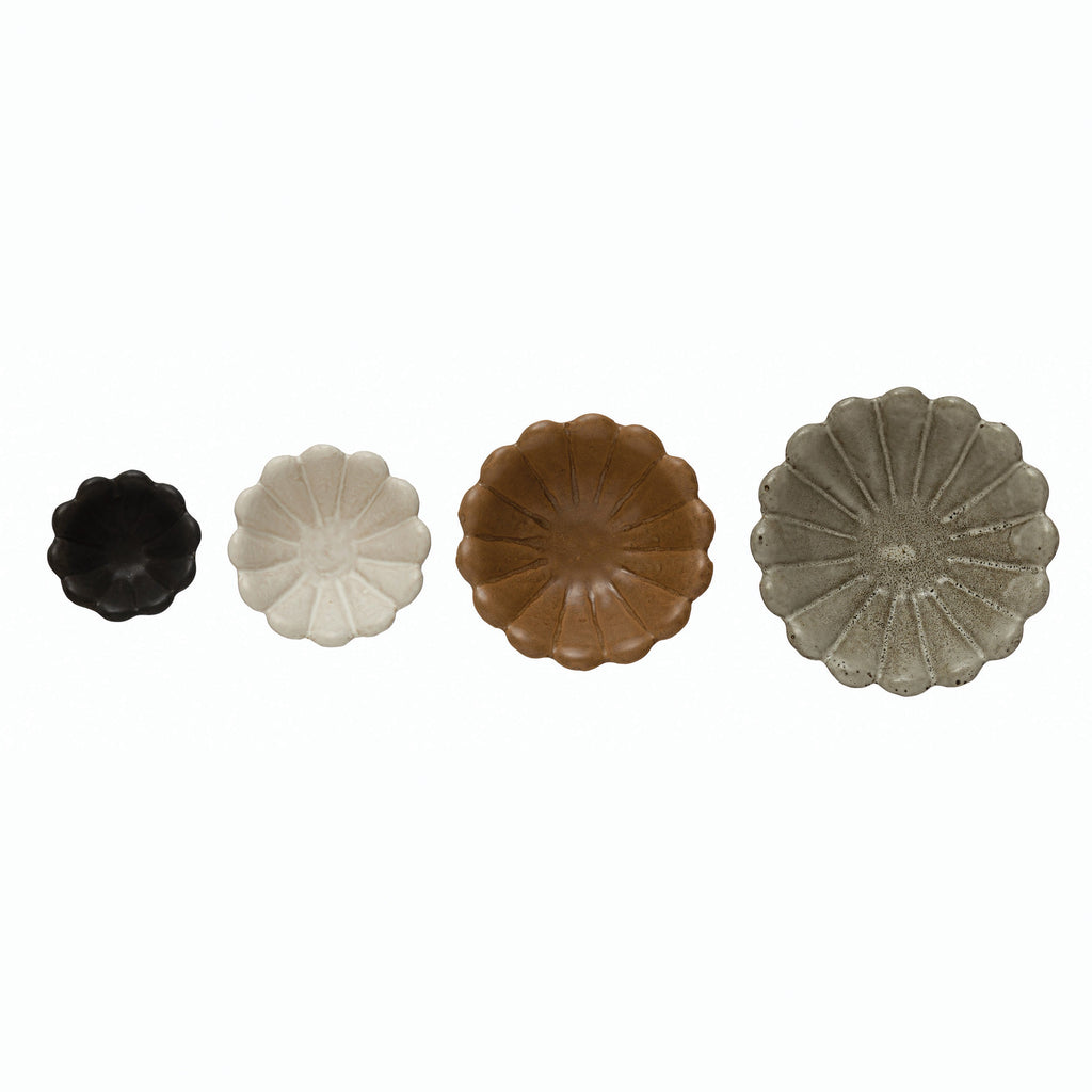 Blossom Shaped Nesting Bowl Set