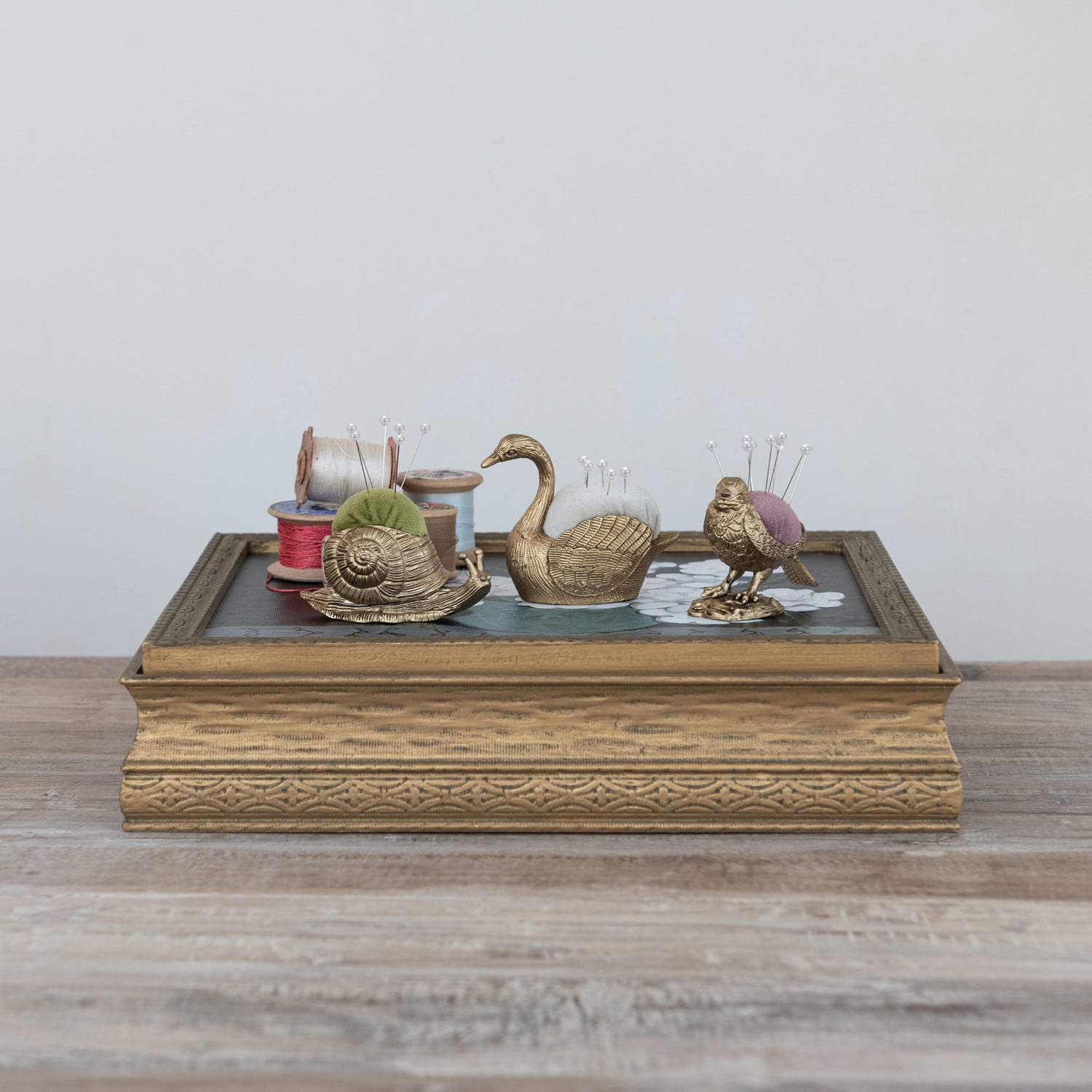 Velvet Pin Cushion with Pearl Pins — Swan