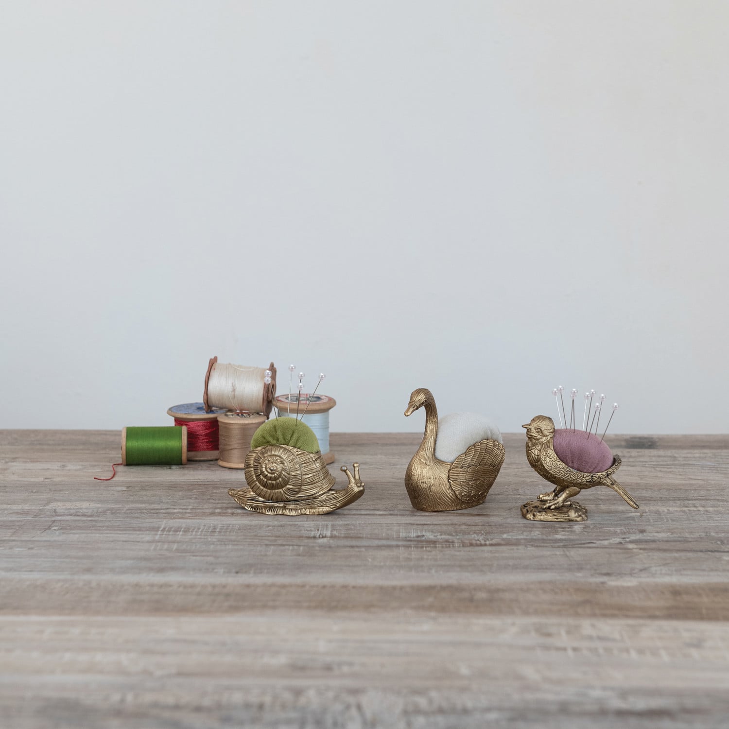 Velvet Pin Cushion with Pearl Pins — Swan