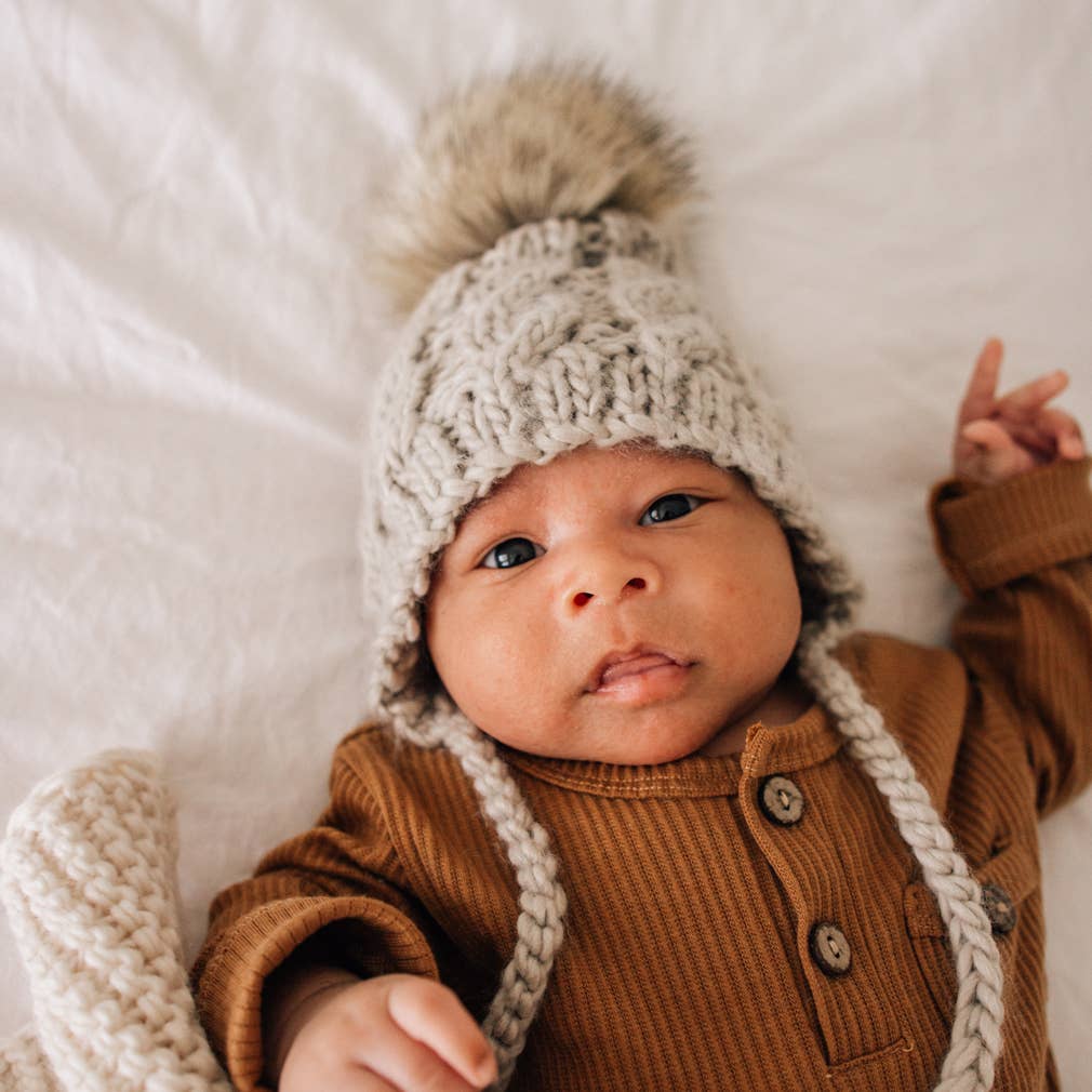 Huggalugs Aspen Oatmeal Cable Knit Bonnet