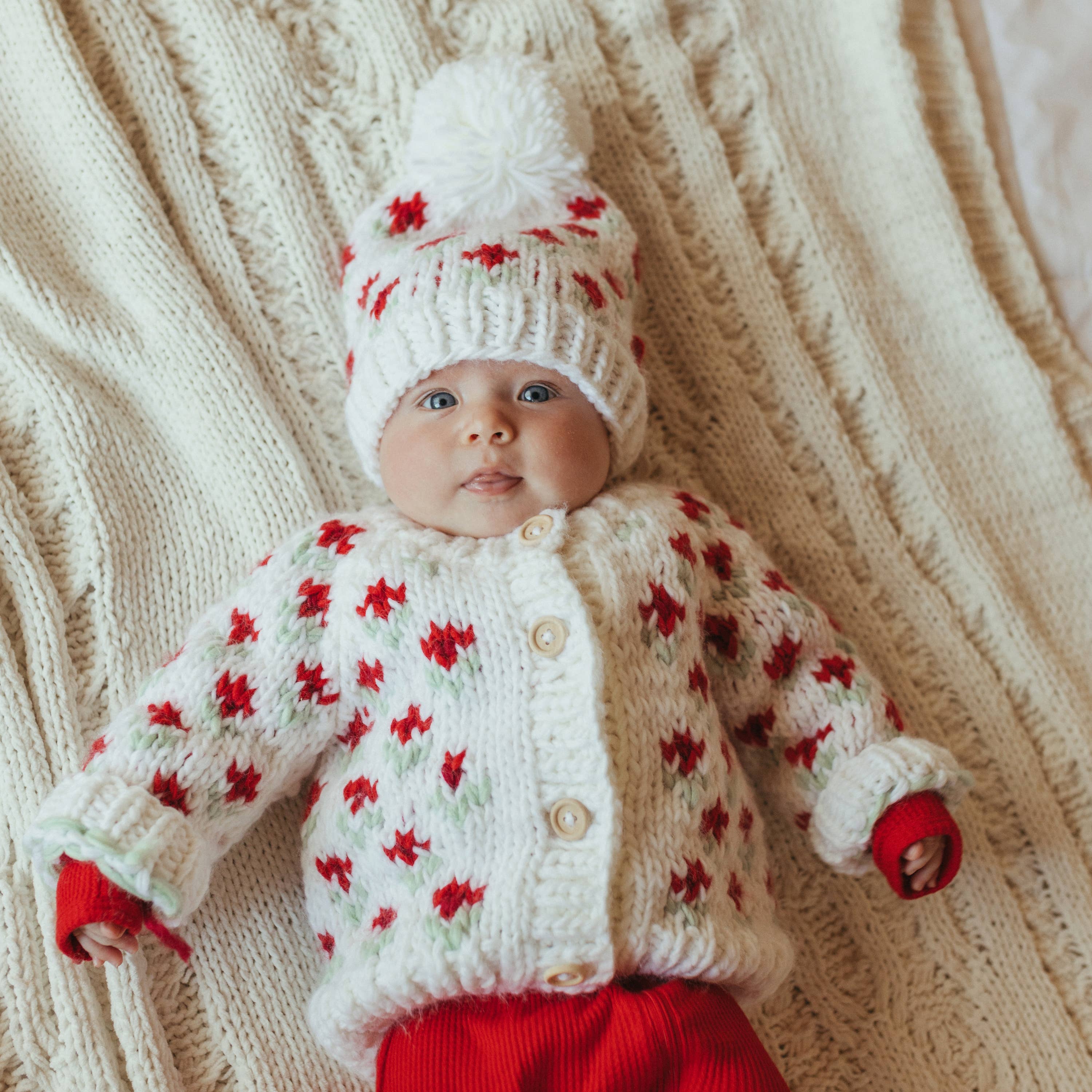 Huggalugs Bitty Blooms Holiday Beanie