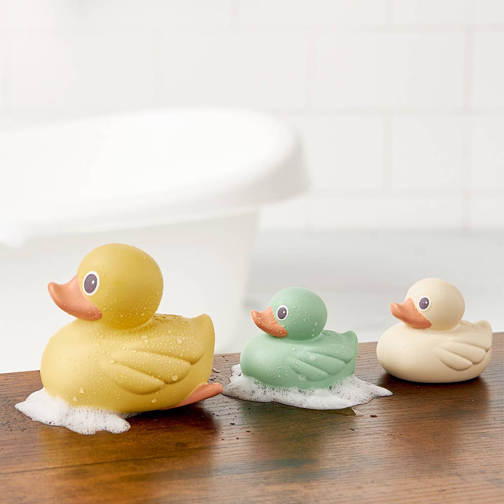 Itzy Ritzy Ducky Family Bath Toy Set