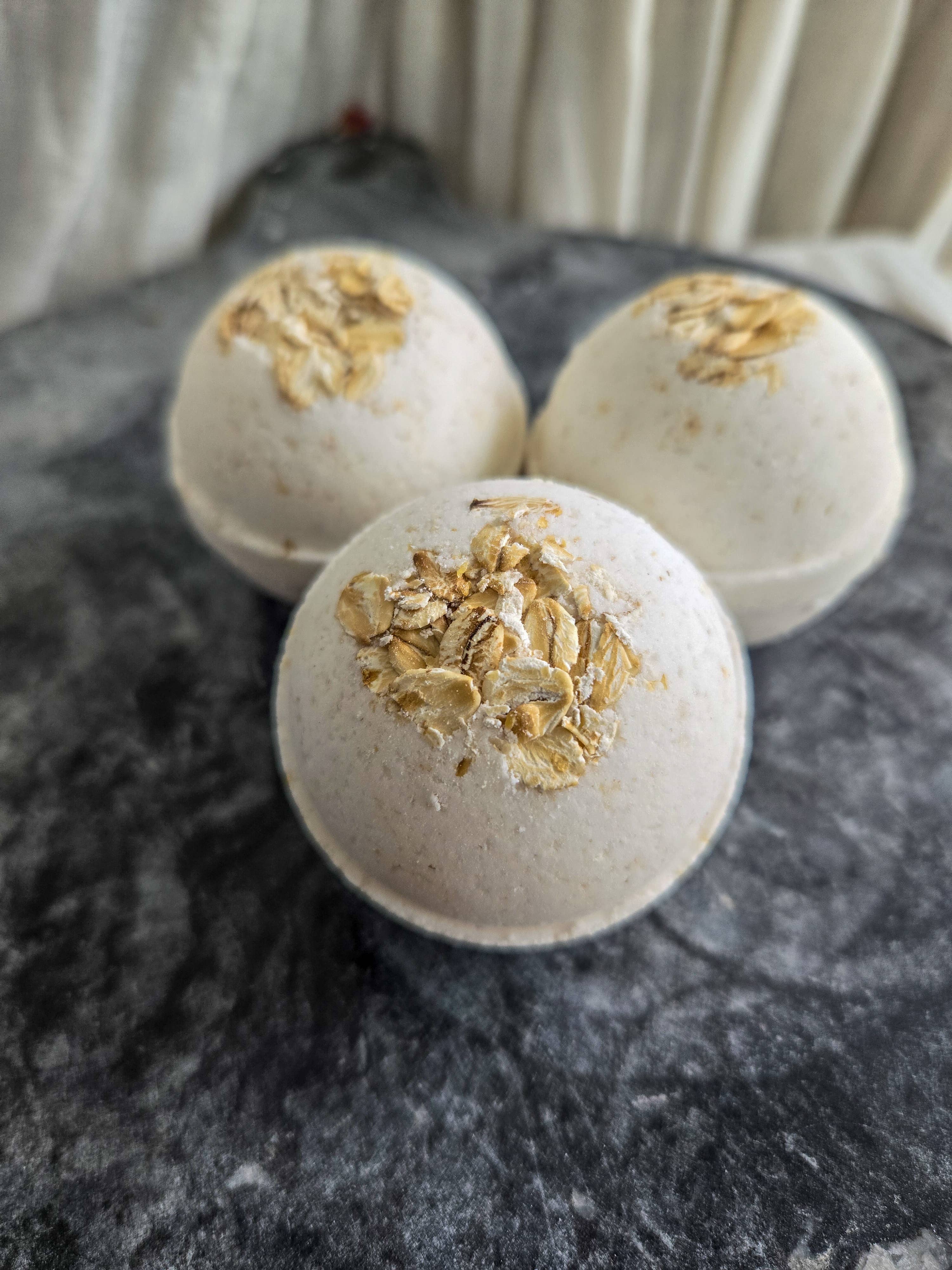 Gnat and Bee Oat and Honey Natural Bath Bomb