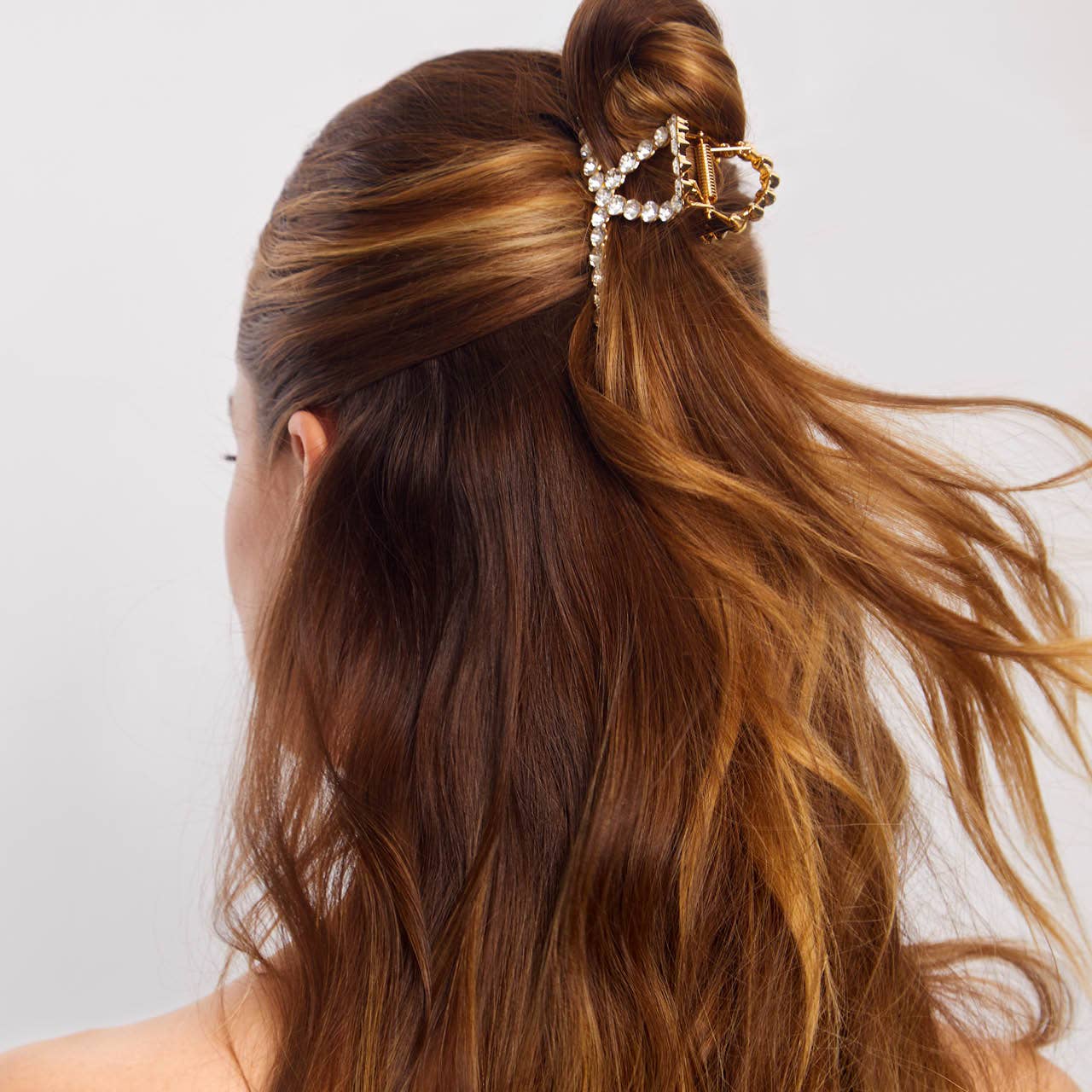 Kitsch Metal Rhinestone Loop Claw Clip — Gold