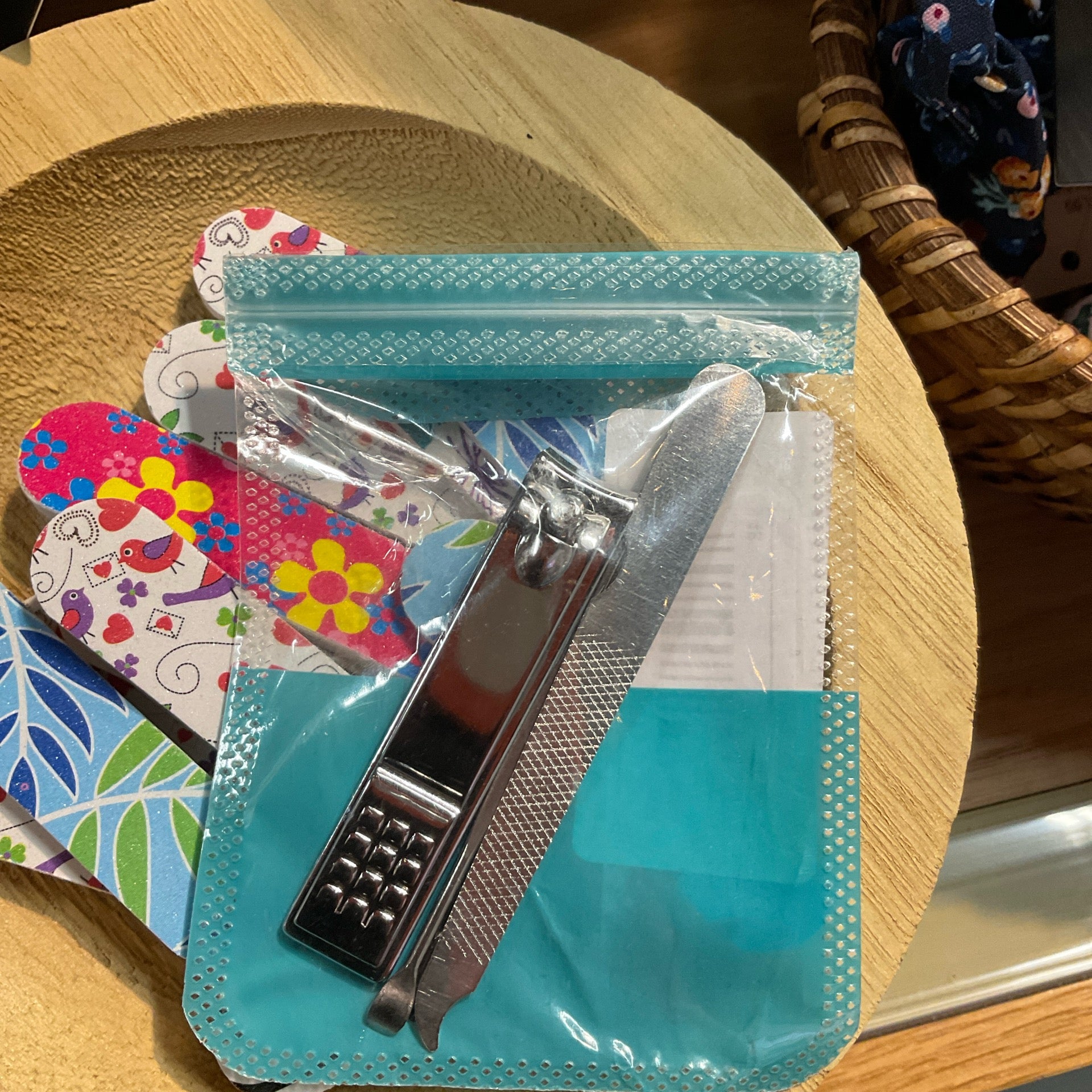 Essential Manicure Nail Care Kit