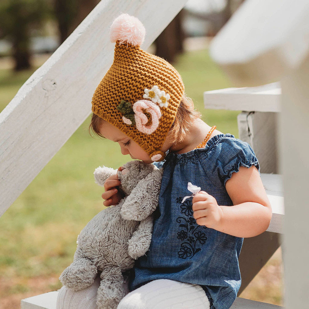 Huggalugs Gold Poppy Bonnet