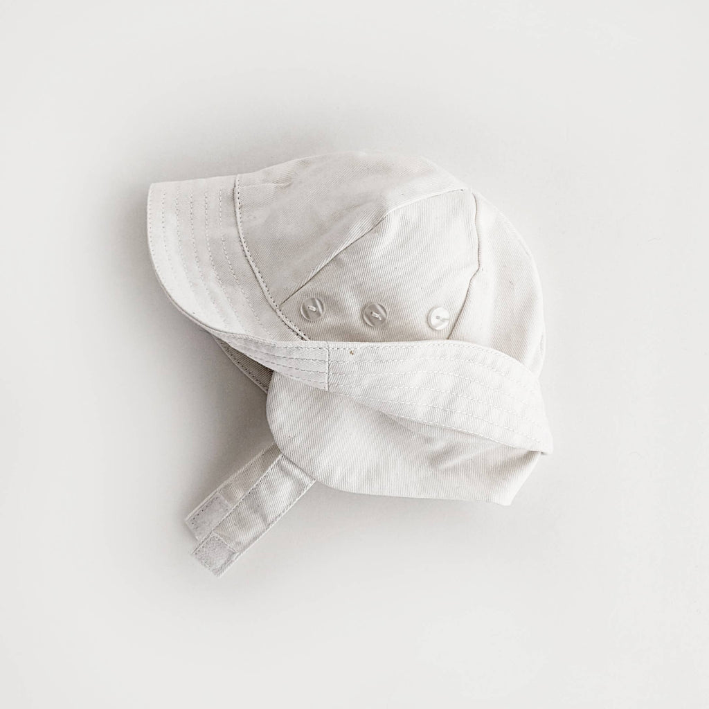Huggalugs Tyrolean White Hat with Chinstrap — UPF 50+