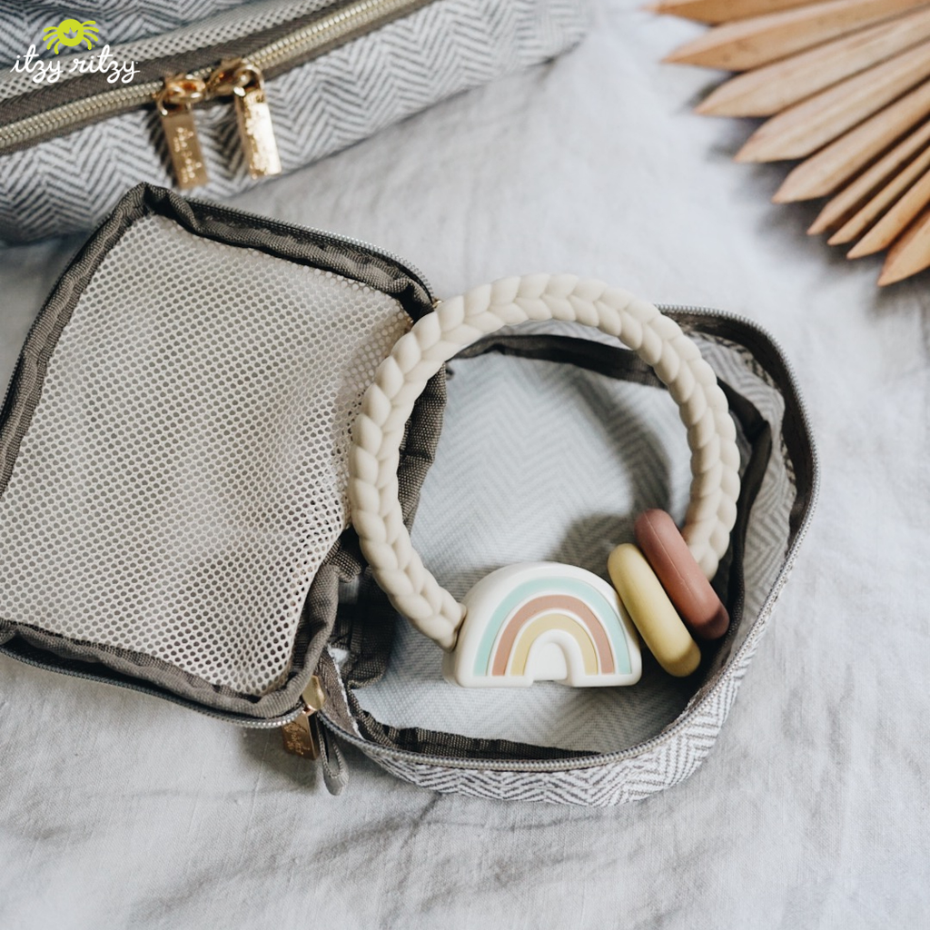 Itzy Ritzy Silicone Rattle Teether