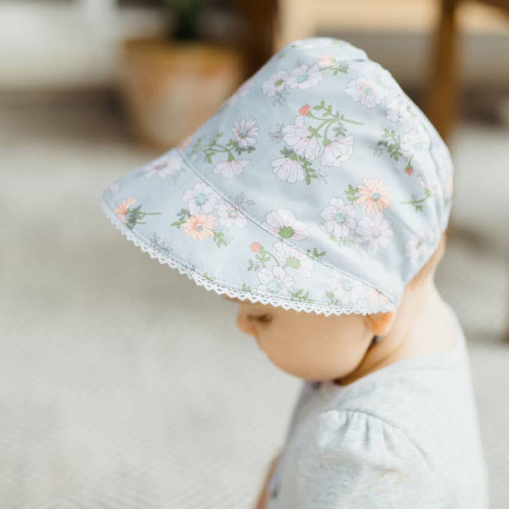 Huggalugs Daisy Sunbonnet — UPF 25+