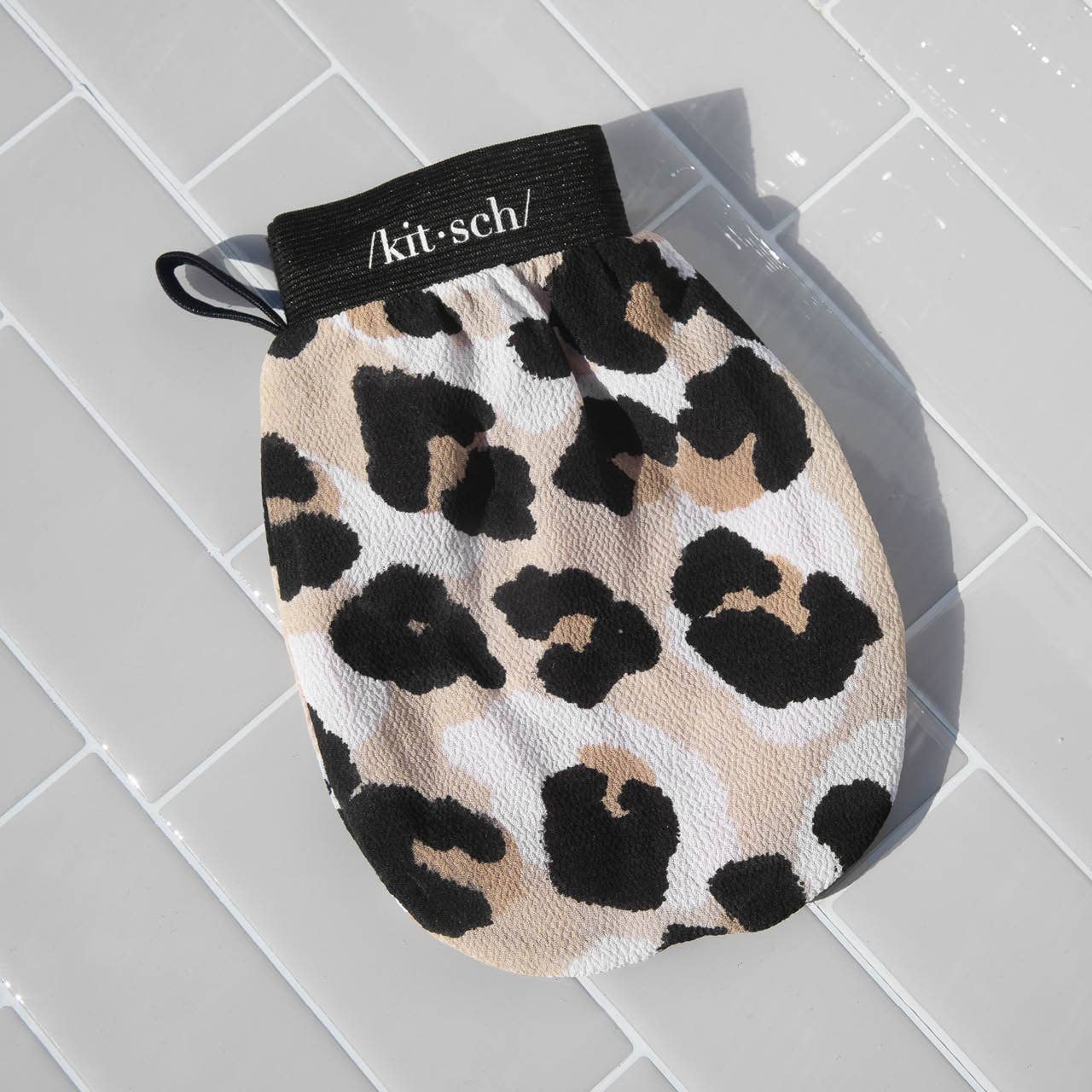 Kitsch Eco-Friendly Exfoliating Glove — Leopard