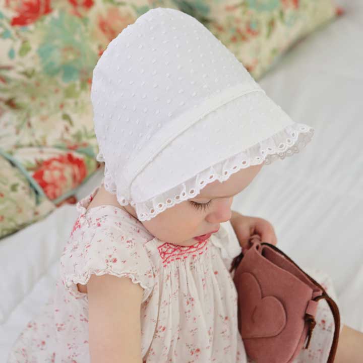 Huggalugs Clip Dot Bonnet