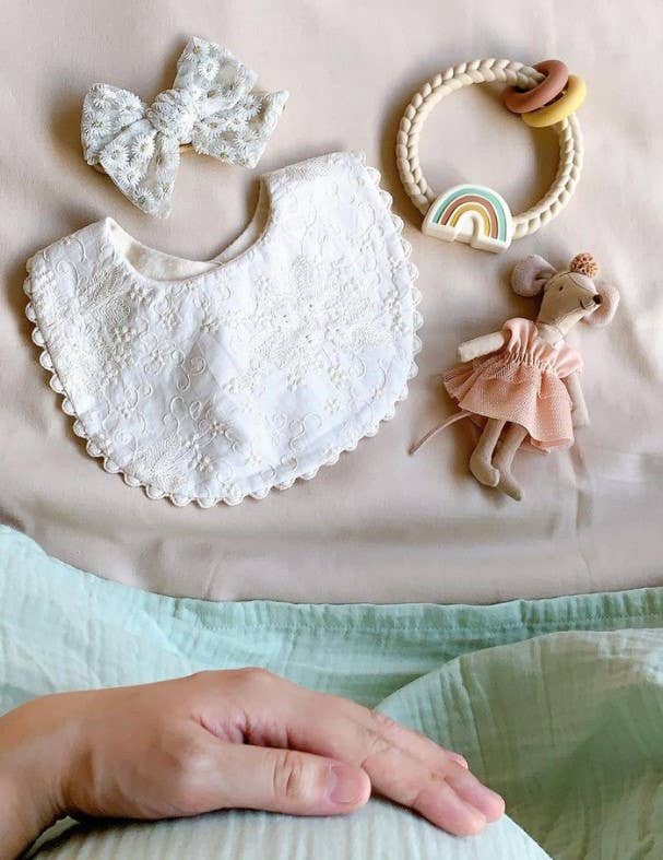 Itzy Ritzy Silicone Rattle Teether