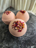 Gnat and Bee Gypsy Rose Natural Bath Bomb