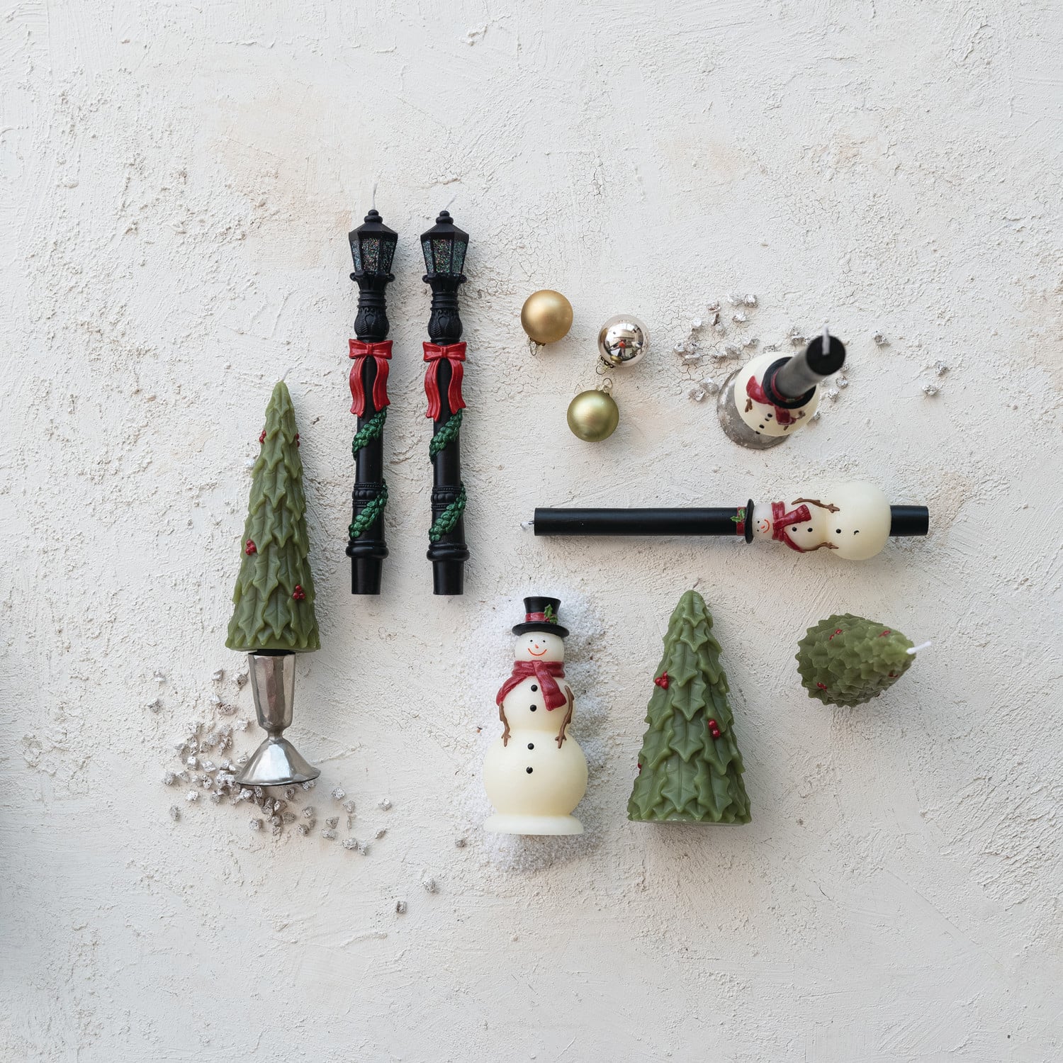 Lamp Post Taper Candles with Festive Garland